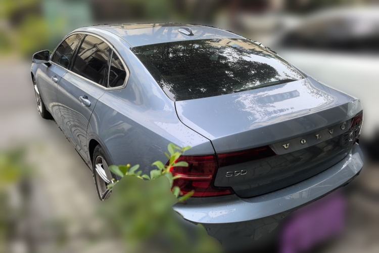 Used Volvo S90 2017 T4 Zhiyuan Edition Rear Left 45 Deg