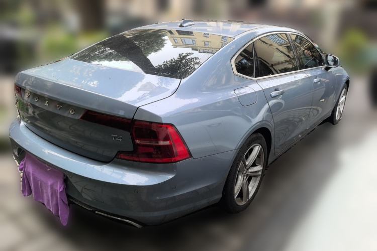 Used Volvo S90 2017 T4 Zhiyuan Edition Rear Right 45 Deg