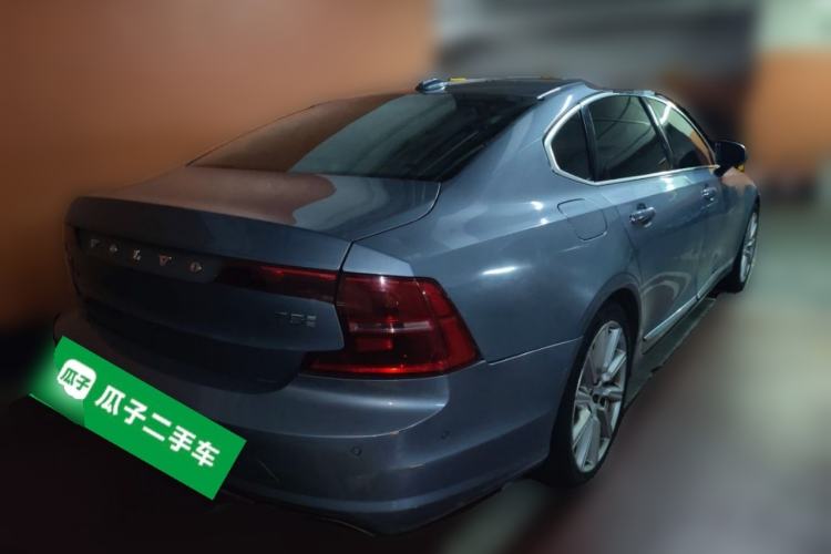 Used Volvo S90 2017 T5 Smart Luxury Edition Rear Right 45 Deg