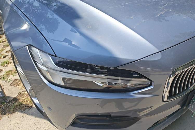 Used Volvo S90 2017 T4 Zhiyuan Edition Right Front Headlight