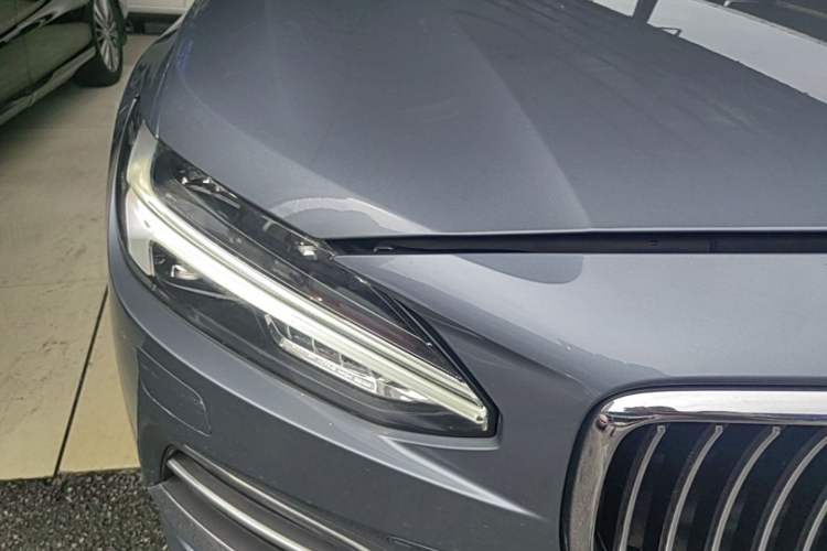 Used Volvo S90 2017 T5 Smart Luxury Edition Right Front Headlight