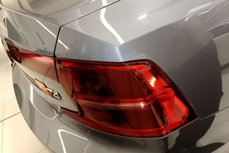 Used Volvo S90 2017 T4 Zhiyuan Edition Right Rear Taillight