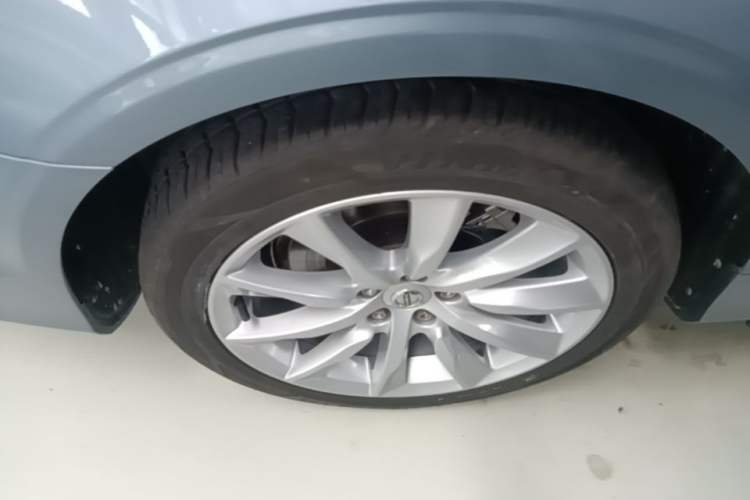 Used Volvo S90 2017 T5 Zhiyuan Edition Right Rear Wheel Hub
