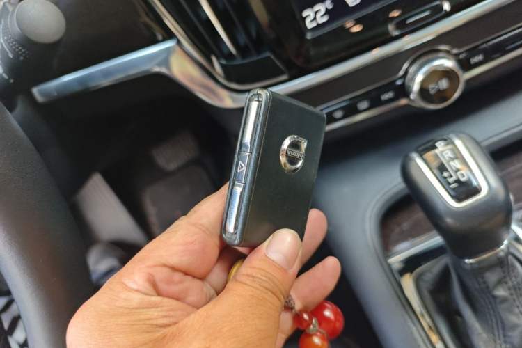 Used Volvo S90 2017 T4 Zhiyuan Edition Vehicle Key