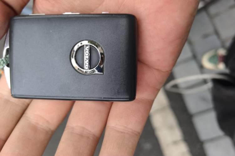 Used Volvo S90 2017 T4 Zhiyuan Edition Vehicle Key