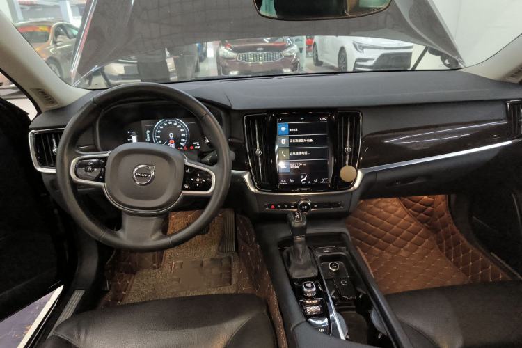 Used Volvo S90 2017 T5 Zhiyuan Edition Center Console
