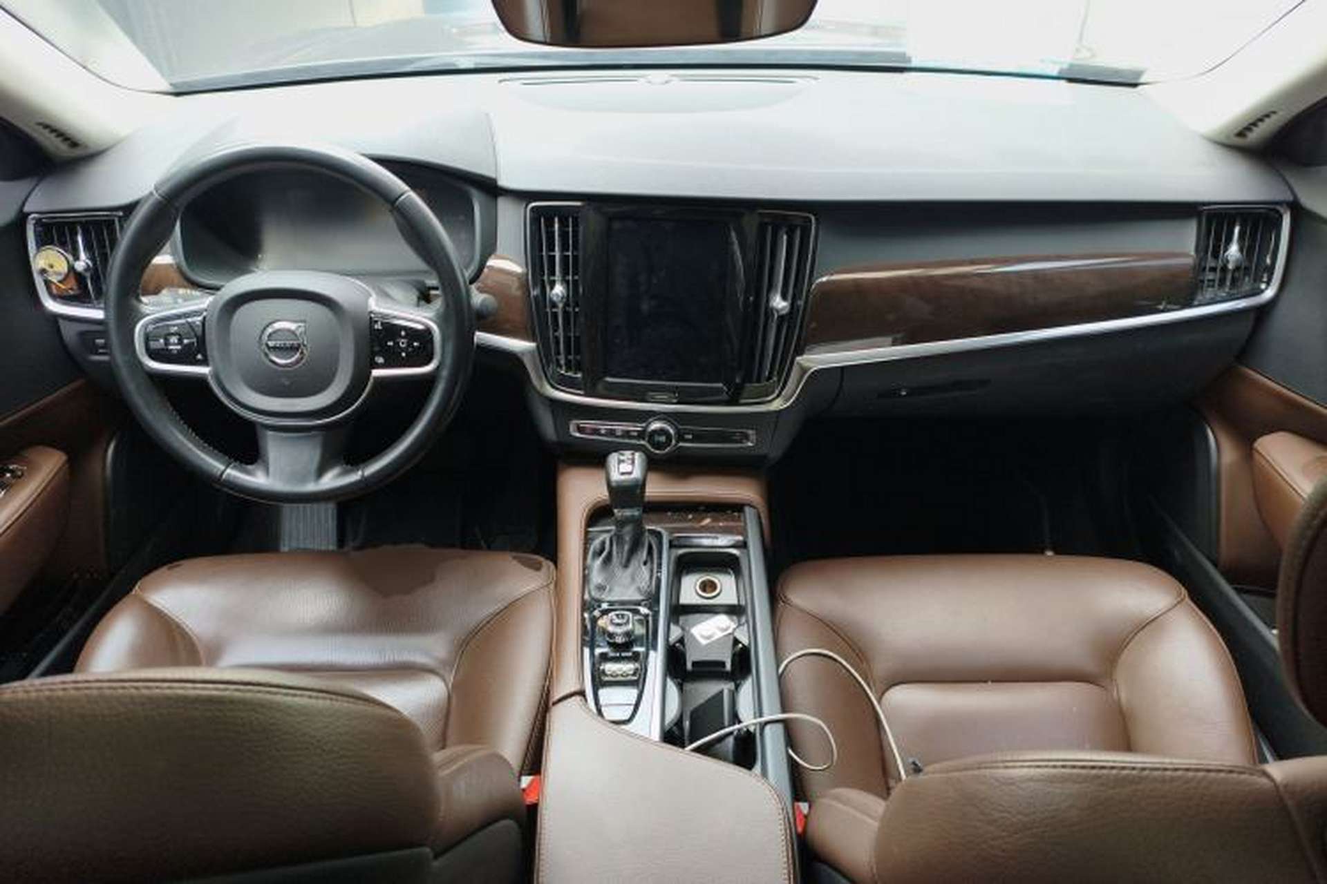 Used Volvo S90 2017 T5 Zhiyuan Edition Center Console