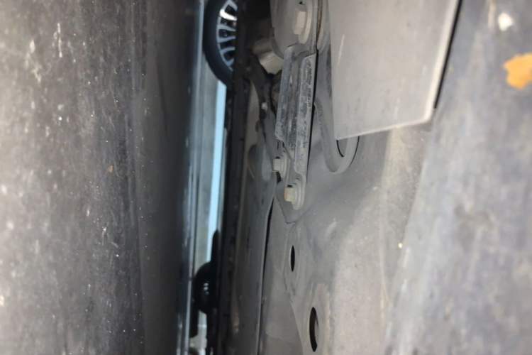 Used Volvo S90 2017 T4 Zhiyuan Edition Chassis Front Left