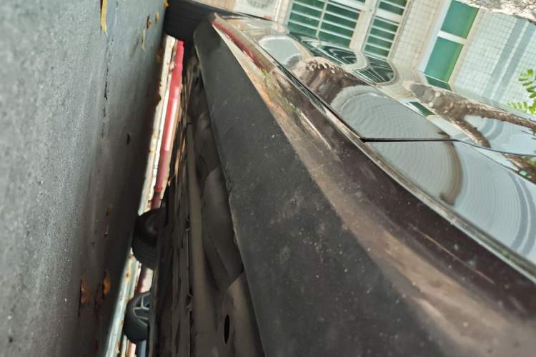 Used Volvo S90 2017 T4 Zhiyuan Edition Chassis Front Right