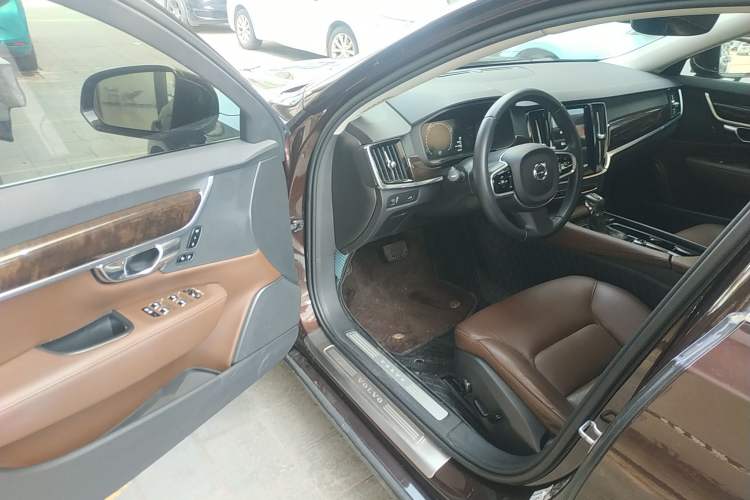 Used Volvo S90 2017 T4 Zhiyuan Edition Driver Seat