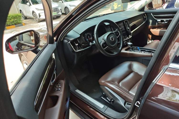 Used Volvo S90 2017 T4 Zhiyuan Edition Driver Seat