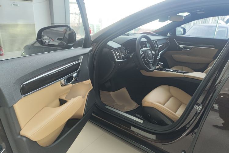 Used Volvo S90 2017 T4 Zhiyuan Edition Driver Seat