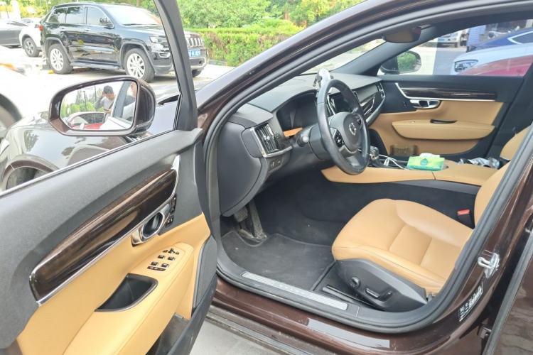 Used Volvo S90 2017 T4 Zhiyuan Edition Driver Seat