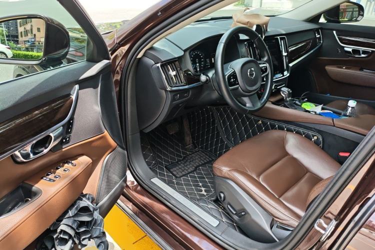 Used Volvo S90 2017 T4 Zhiyuan Edition Driver Seat