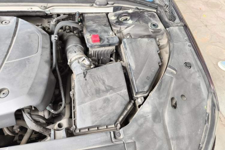 Used Volvo S90 2017 T4 Zhiyuan Edition Engine Bay Left
