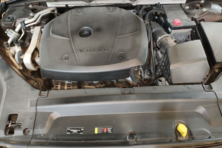 Used Volvo S90 2017 T4 Zhiyuan Edition Engine Bay
