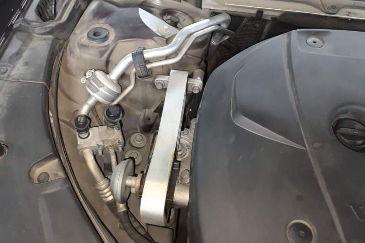 Used Volvo S90 2017 T4 Zhiyuan Edition Engine Bay Right