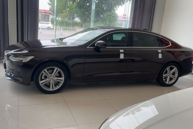 Used Volvo S90 2017 T4 Zhiyuan Edition Exterior 2