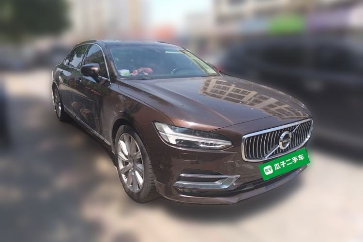 Used Volvo S90 2017 T5 Smart Luxury Edition Exterior 2