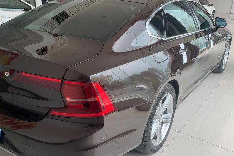Used Volvo S90 2017 T4 Zhiyuan Edition Exterior 3