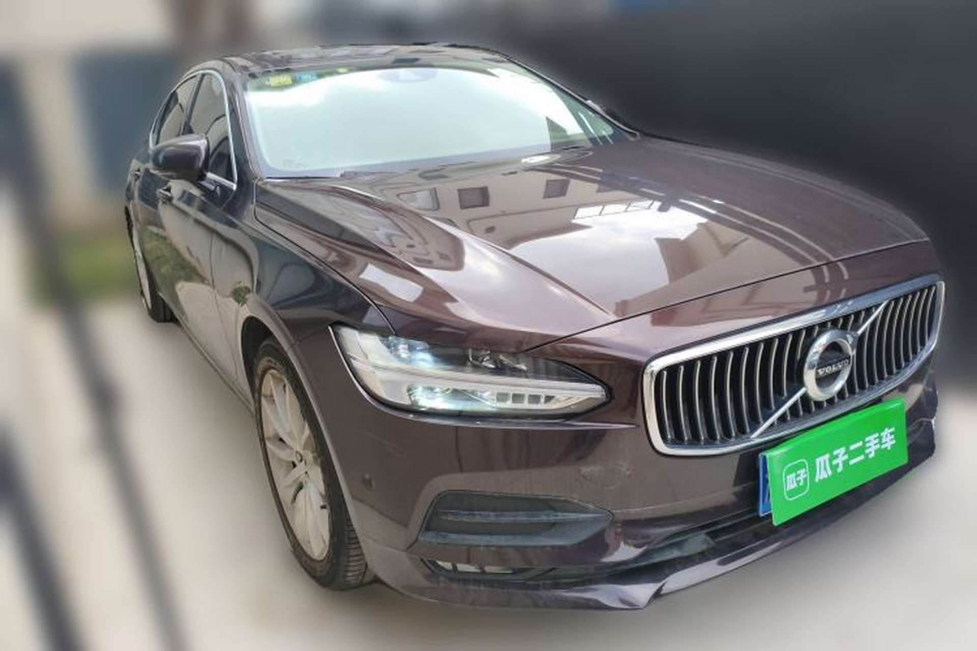 Used Volvo S90 2017 T5 Zhiyuan Edition Front Right 45 Deg