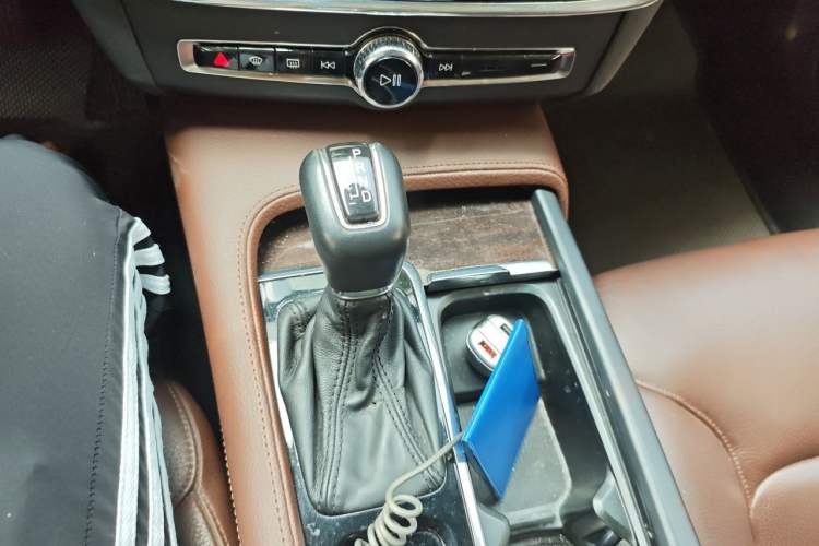 Used Volvo S90 2017 T4 Zhiyuan Edition Gear Lever