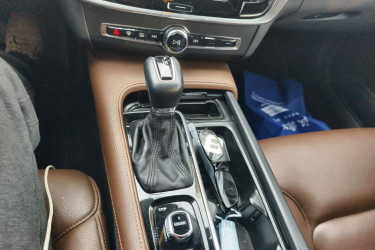 Used Volvo S90 2017 T4 Zhiyuan Edition Gear Lever