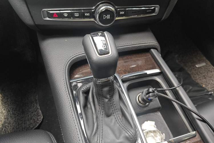 Used Volvo S90 2017 T4 Zhiyuan Edition Gear Lever