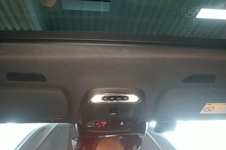 Used Volvo S90 2017 T5 Smart Luxury Edition Headliner
