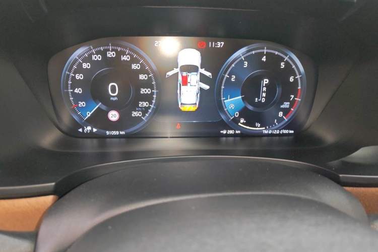 Used Volvo S90 2017 T5 Smart Luxury Edition Instrument Cluster