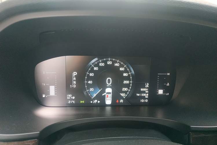 Used Volvo S90 2017 T4 Zhiyuan Edition Instrument Cluster