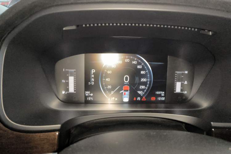 Used Volvo S90 2017 T5 Zhiyuan Edition Instrument Cluster