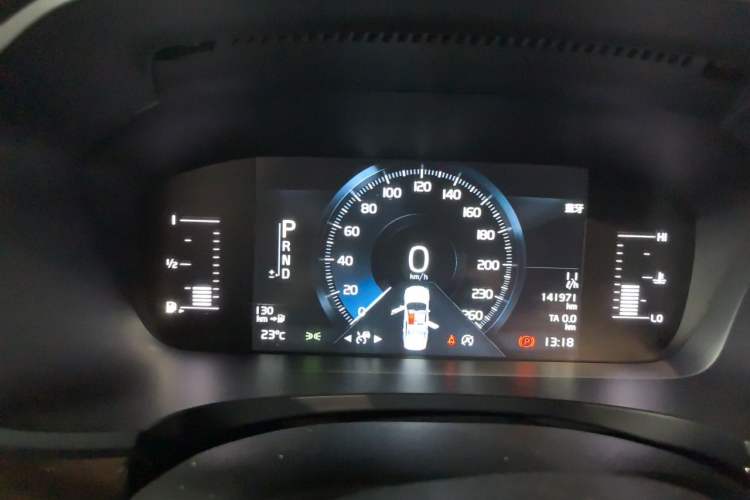 Used Volvo S90 2017 T4 Zhiyuan Edition Instrument Cluster