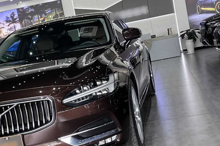 Used Volvo S90 2017 T5 Smart Luxury Edition Interior 8