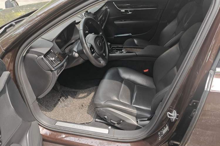 Used Volvo S90 2017 T4 Zhiyuan Edition Left Front Seat