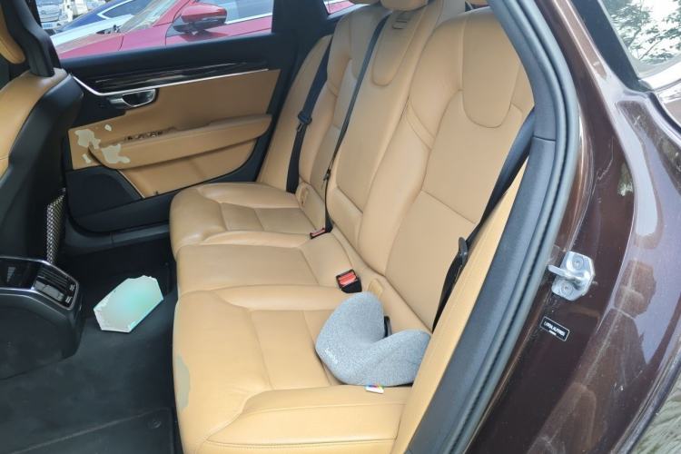 Used Volvo S90 2017 T4 Zhiyuan Edition Left Rear Seat