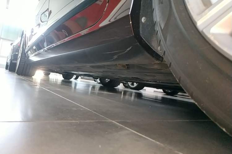 Used Volvo S90 2017 T5 Smart Luxury Edition Left Side Sill