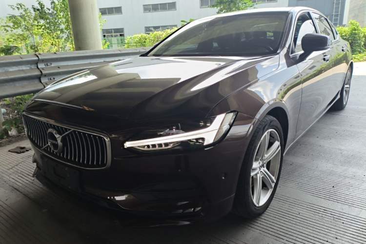 Used Volvo S90 2017 T4 Zhiyuan Edition Guazi used car, China used car export, Used car for sale, Used cars, Cheapest cars for sale