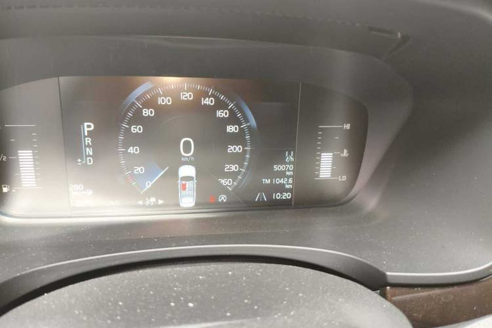 Used Volvo S90 2017 T5 Zhiyuan Edition Odometer Close Up