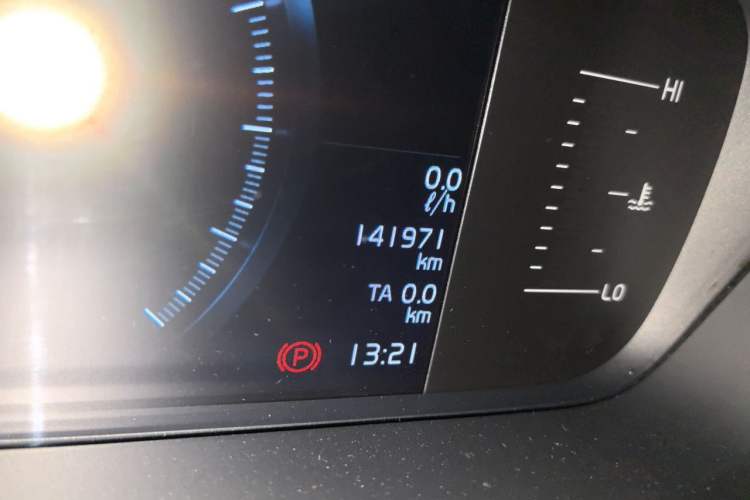 Used Volvo S90 2017 T4 Zhiyuan Edition Odometer Close Up