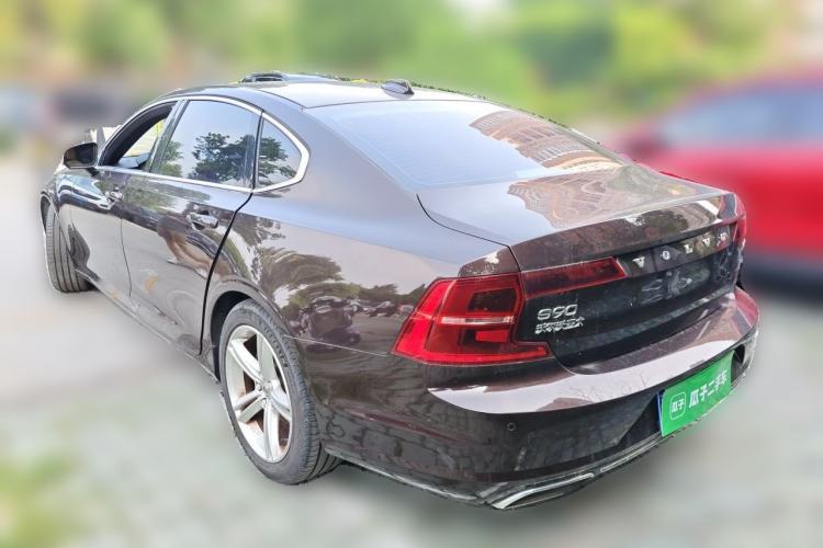 Used Volvo S90 2017 T4 Zhiyuan Edition Rear Left 45 Deg