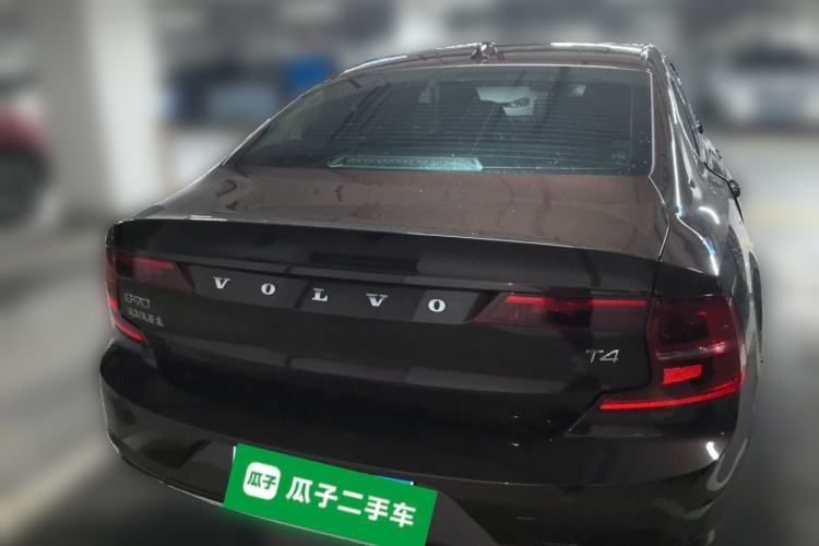 Used Volvo S90 2017 T4 Zhiyuan Edition Rear