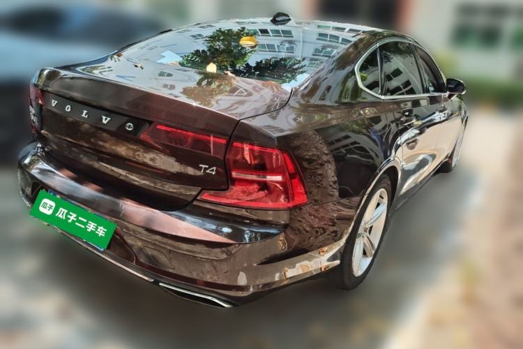 Used Volvo S90 2017 T4 Zhiyuan Edition Rear Right 45 Deg