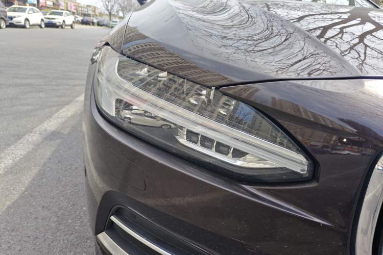 Used Volvo S90 2017 T5 Prestige Edition Right Front Headlight