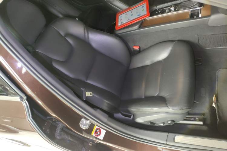 Used Volvo S90 2017 T5 Smart Luxury Edition Right Front Seat