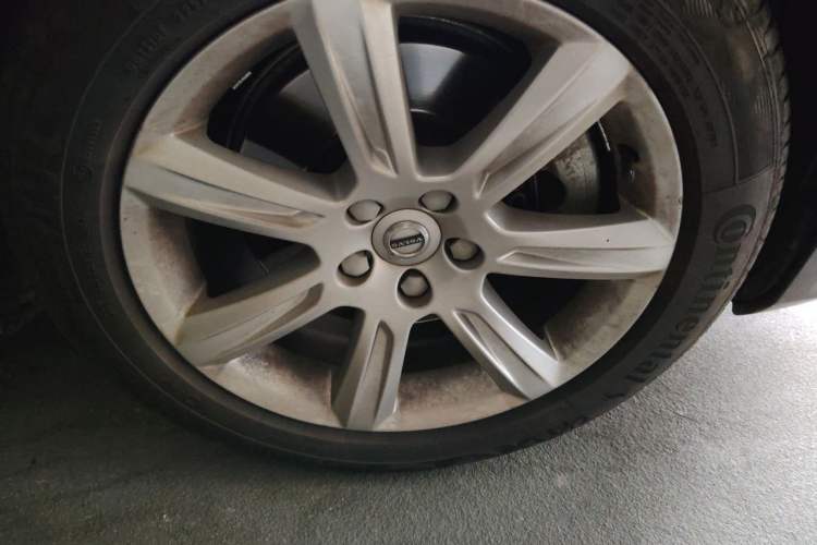 Used Volvo S90 2017 T4 Zhiyi Edition Right Front Wheel Hub