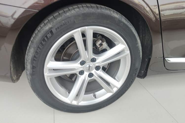 Used Volvo S90 2017 T4 Zhiyuan Edition Right Rear Wheel Hub