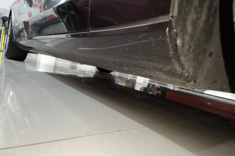 Used Volvo S90 2017 T5 Zhiyuan Edition Right Side Sill