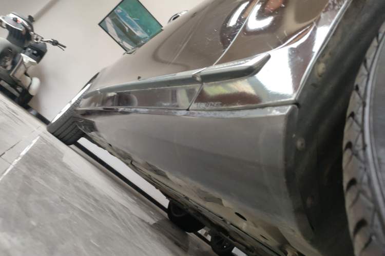Used Volvo S90 2017 T5 Smart Luxury Edition Right Side Sill