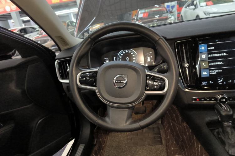 Used Volvo S90 2017 T5 Zhiyuan Edition Steering Wheel